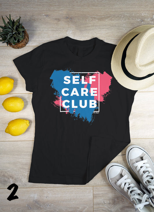 Camiseta con el logotipo del club de autocuidado