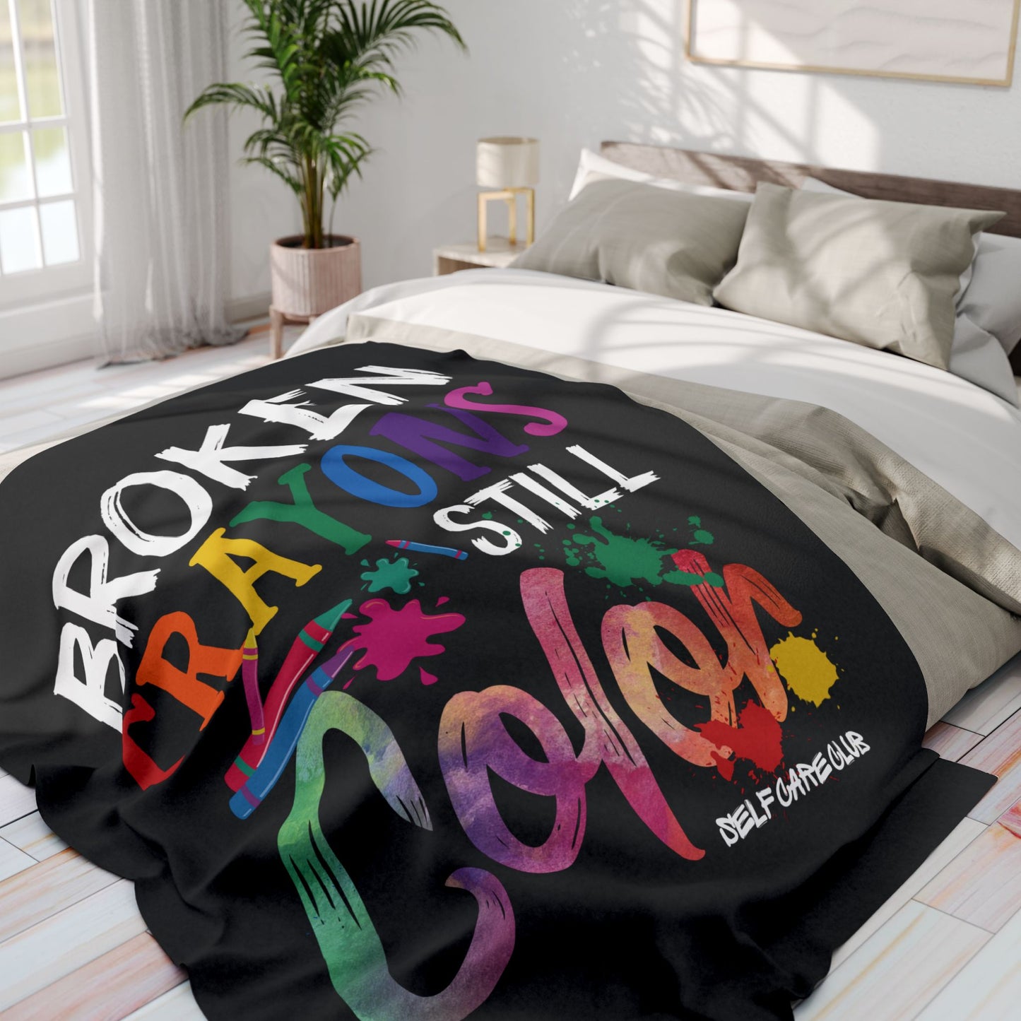 Manta polar BCSC con crayones rotos todavía coloreados