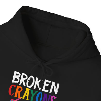 Sudadera con capucha de BCSC con crayones rotos que aún colorean