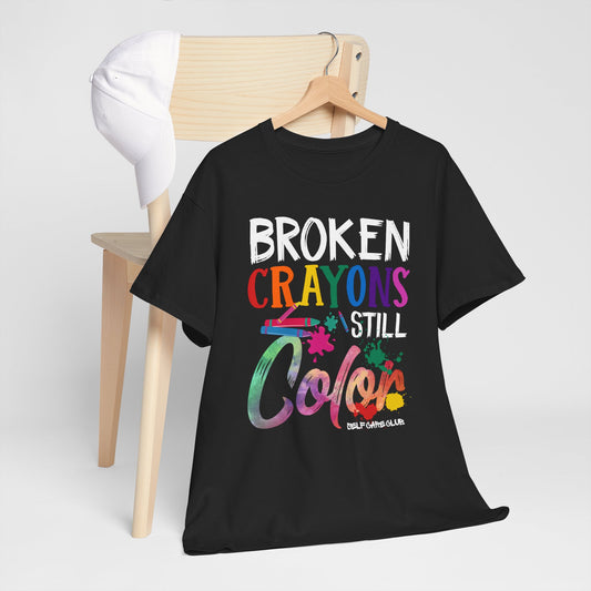 T-shirt BCSC avec des crayons cassés et toujours en couleur